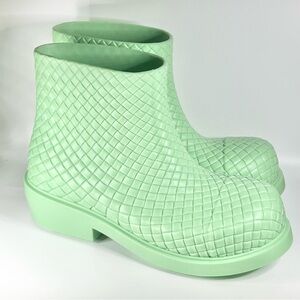 Bottega Veneta | Shoes | Bottega Veneta Puddle Shearling Boots